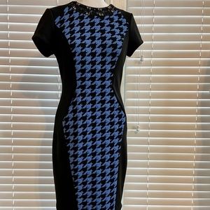 Trulli Size 4 Black Blue Hounds Tooth Pencil Dress